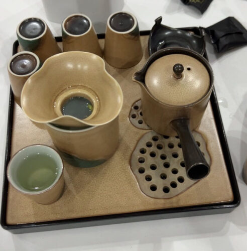 Click to view full screen Gelber Lotus Japanisches Teeservice Gongfu Teeset mit Tablett photo review