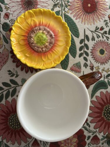 Sonnenblumen-Becher mit Deckel Keramik photo review