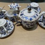 Klassisches Blau-Weiß Englisches Teeservice aus Porzellan photo review