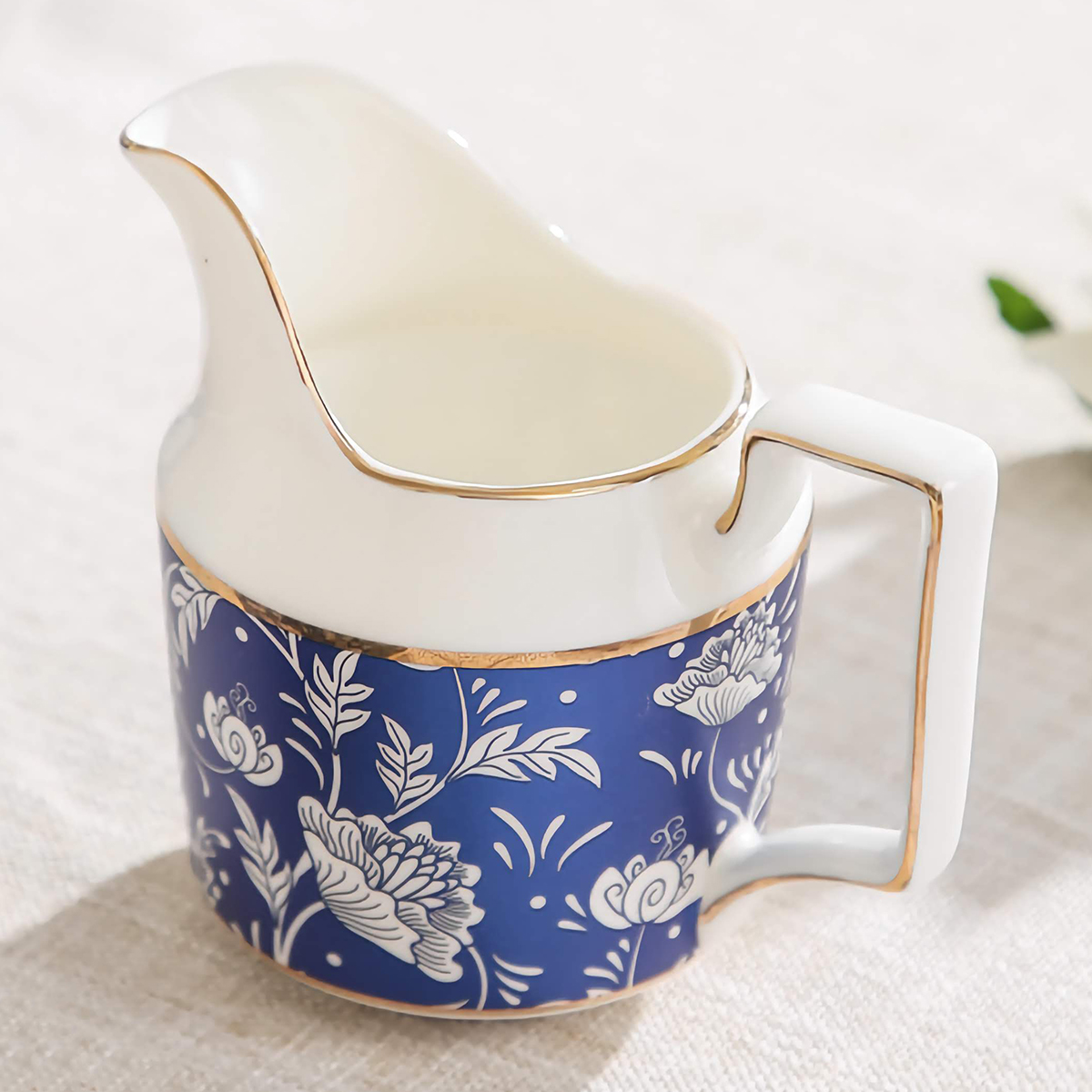 Blühende Blumen Englisches Porzellan Teeservice – Bild 5