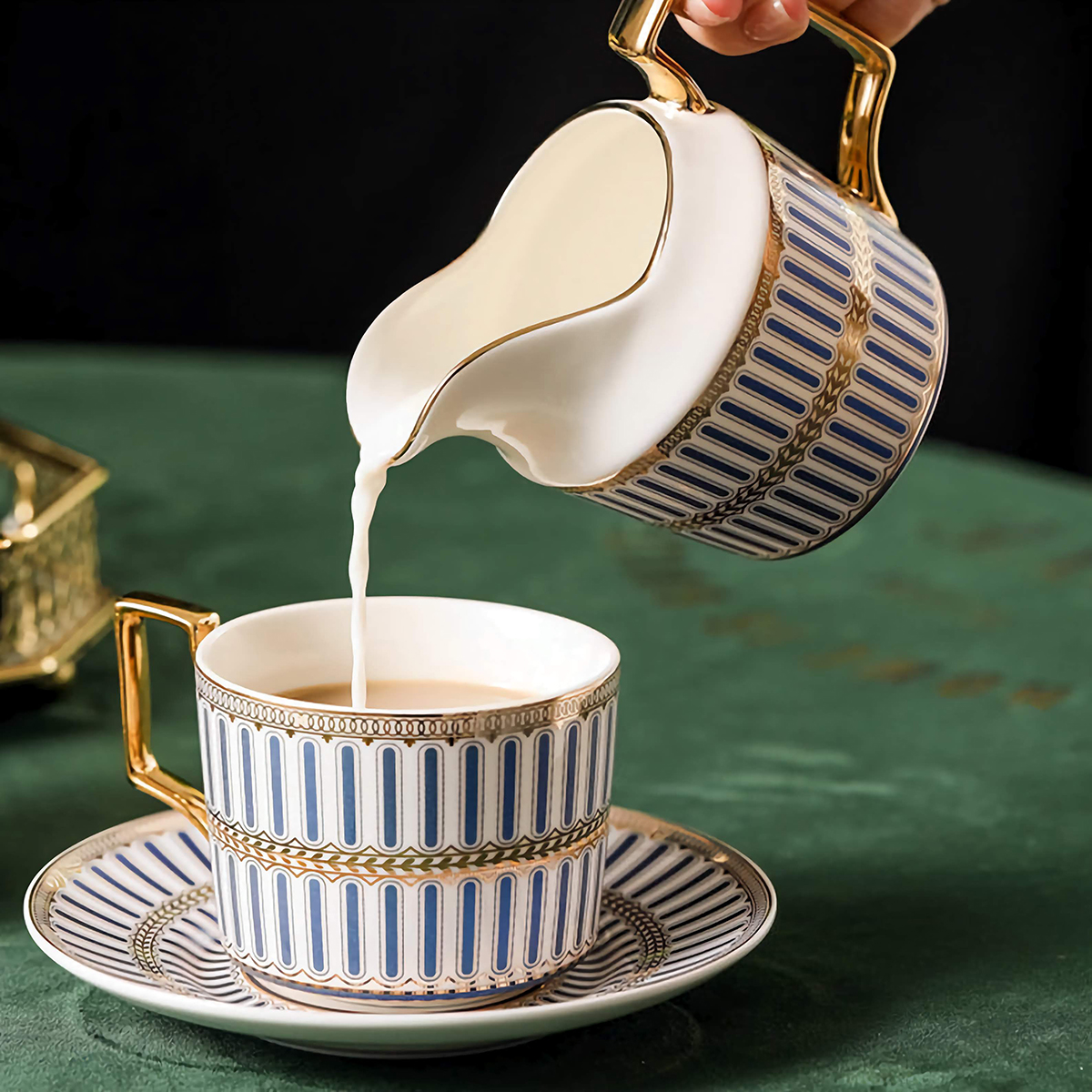 Klassisches Blau-Gestreiftes Englisches Teeservice aus Porzellan – Bild 7