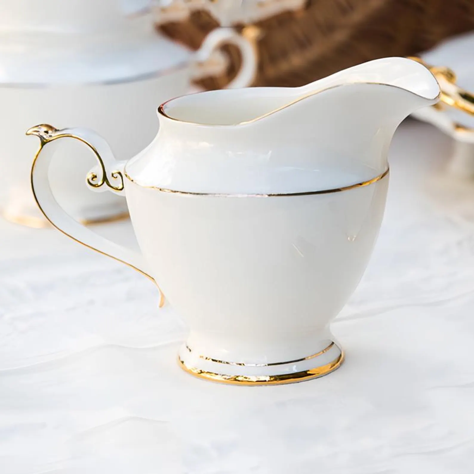 Weißes Europäisches Teeservice vollständiges Knochenporzellan Teeset – Bild 4