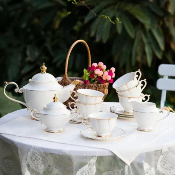 Weißes Europäisches Teeservice vollständiges Knochenporzellan Teeset