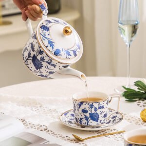 TSB02CC009 1 Klassisches Blau-Weiß Englisches Teeservice aus Porzellan