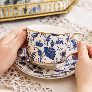 TSB02CC009 3 Klassisches Blau-Weiß Englisches Teeservice aus Porzellan