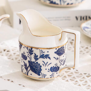 TSB02CC009 4 Klassisches Blau-Weiß Englisches Teeservice aus Porzellan