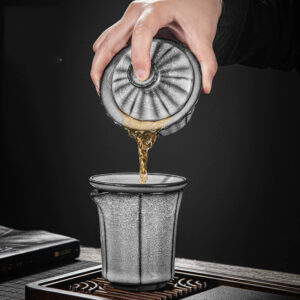 TSB02CC010 3 Luxuriöses Chinesisches Teeset aus Porzellan