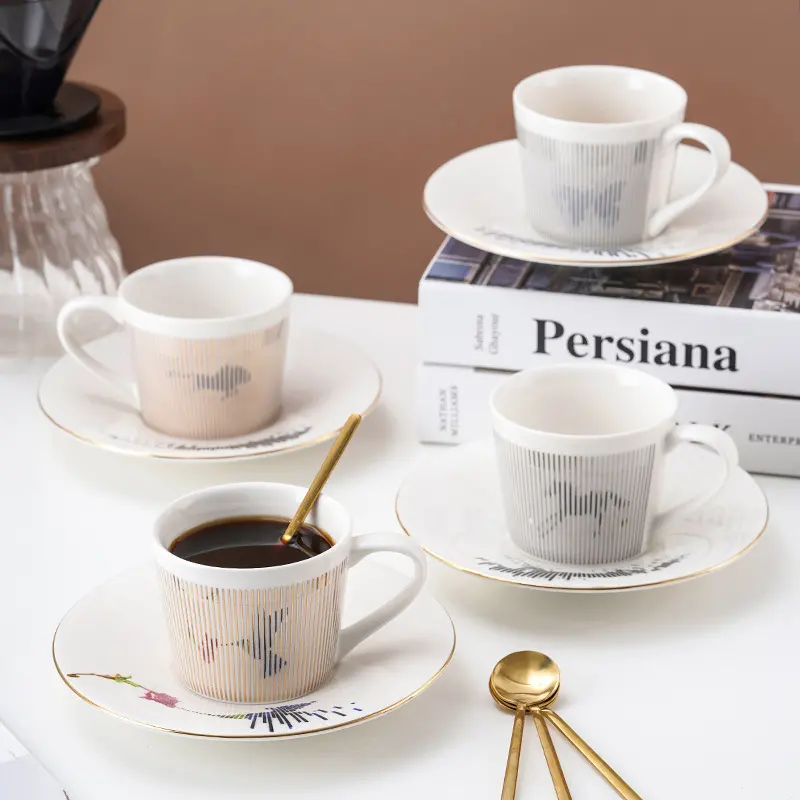 Bewegte Reflexion Teetasse und Untertasse-Set Porzellan