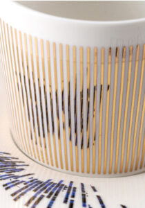 TSB10BB001 DD3 Bewegte Reflexion Teetasse und Untertasse-Set Porzellan