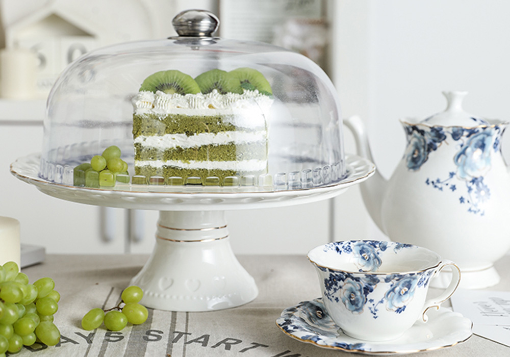 TSB15BB006 d1 Blau und Weiß Kuchenständer mit Kuppel Porzellan