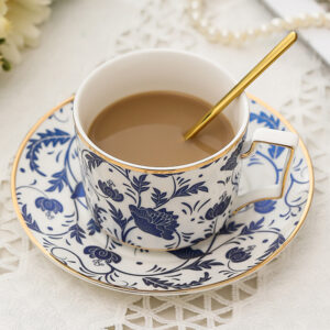 TSB16BB028 D0 Weiß und Blau Tasse und Untertasse Porzellan