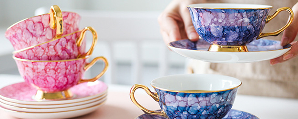 TSB19BB014 d1 Luxuriöses Teetasse und Untertasse-Set Knochenporzellan